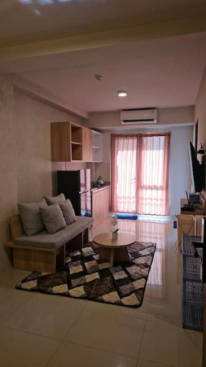 2 BR The Oak Tower Apartment 9th Floor